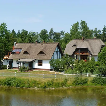 With Thatched Roof, Rekowo Сasa de vacaciones Rekowo (Bytow)