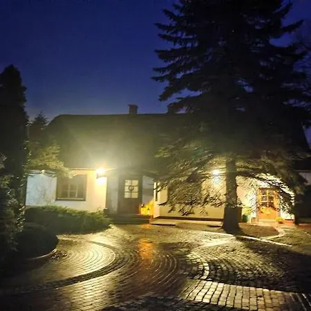 With Thatched Roof, Rekowo *