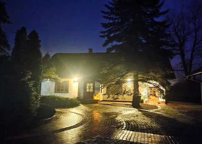 With Thatched Roof, Rekowo *